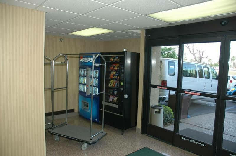 Comfort Inn Anaheim Resort Exterior foto